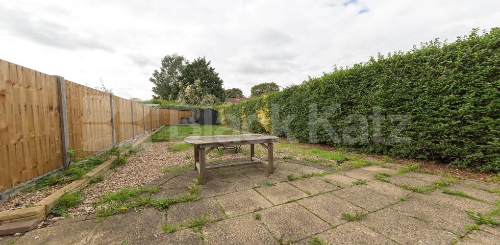 			NEW INSTRUCTION, 3 Bedroom, 1 bath, 1 reception Terraced House			 Wormholt Road, Shepherds Bush